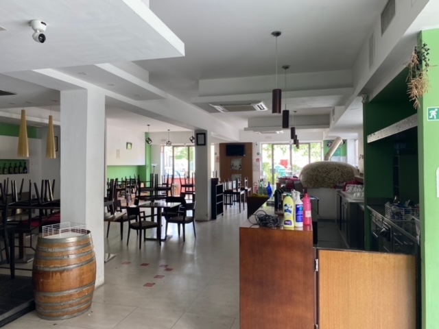 Immagine 5 di Negozio in vendita  in VIA DELLA VILLA NUOVA a Firenze