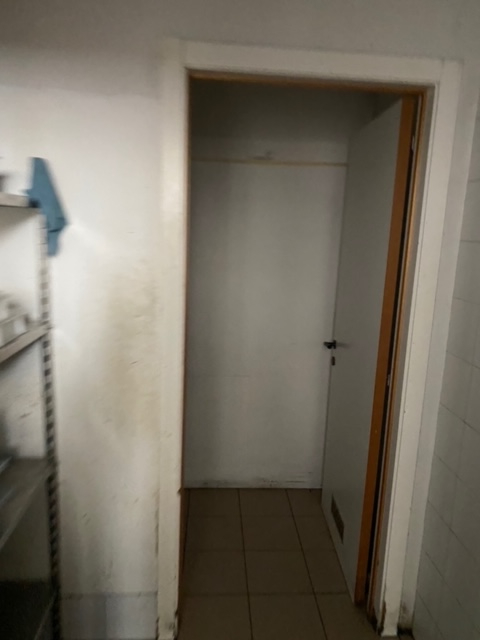 Immagine 16 di Negozio in vendita  in VIA DELLA VILLA NUOVA a Firenze