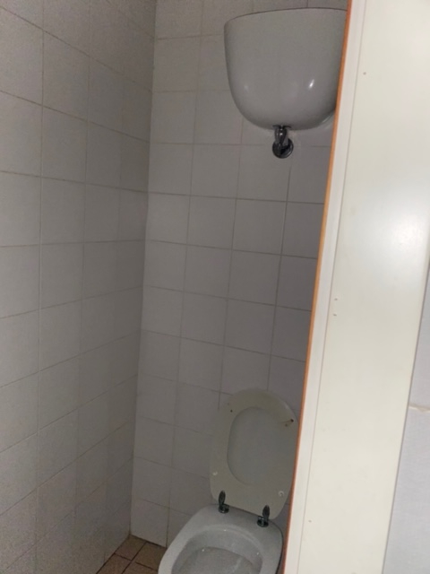 Immagine 27 di Negozio in vendita  in VIA DELLA VILLA NUOVA a Firenze