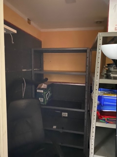 Immagine 35 di Negozio in vendita  in VIA DELLA VILLA NUOVA a Firenze