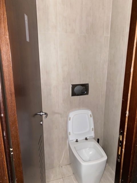 Immagine 46 di Negozio in vendita  in VIA DELLA VILLA NUOVA a Firenze