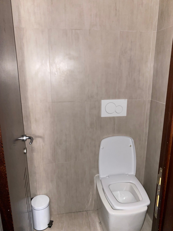 Immagine 48 di Negozio in vendita  in VIA DELLA VILLA NUOVA a Firenze