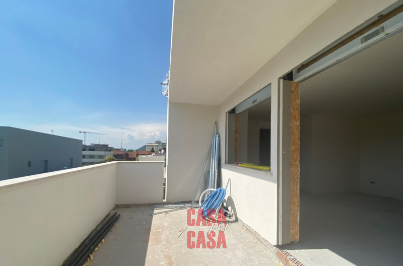 Immagine 12 di Appartamento in vendita  in Via Vincenzo Bellini a Montegrotto Terme