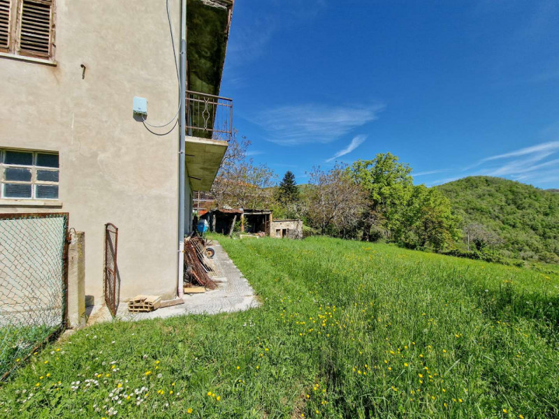 Immagine 12 di Casa bifamiliare in vendita  in via Ca' Ivano a Pietrarubbia