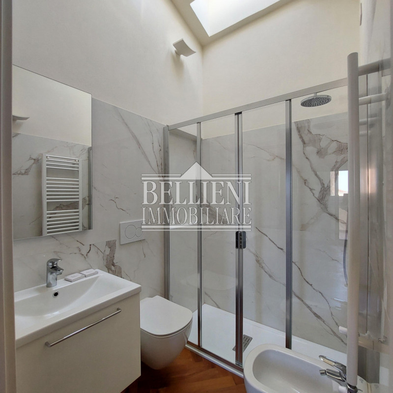 Immagine 8 di Attico in affitto  in piazza dei signori a Vicenza