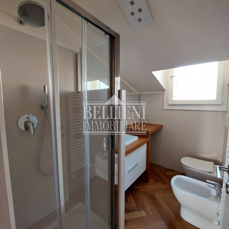 Immagine 9 di Attico in affitto  in piazza dei signori a Vicenza