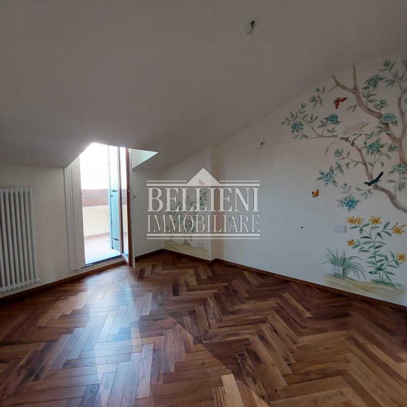 Immagine 10 di Attico in affitto  in piazza dei signori a Vicenza