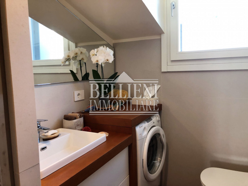 Immagine 14 di Attico in affitto  in piazza dei signori a Vicenza