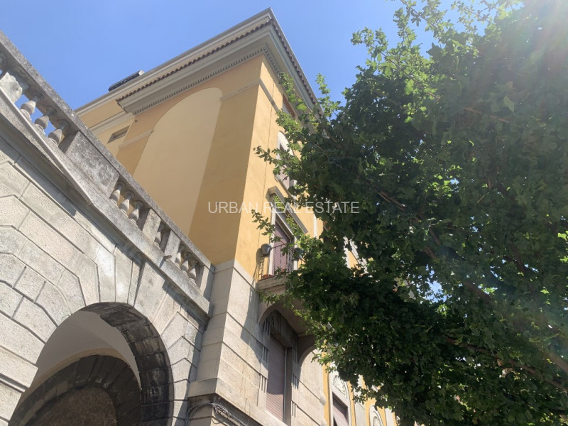 Immagine 10 di Appartamento in affitto  in Viale Miramare 37 a Trieste