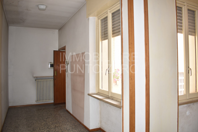 Immagine 19 di Appartamento in vendita  in Via Martiri della Libertà a Medesano