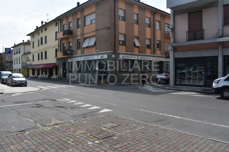 Immagine 34 di Appartamento in vendita  in Via Martiri della Libertà a Medesano