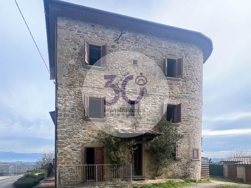 Immagine 4 di Casa indipendente in vendita  in anghiari a Anghiari