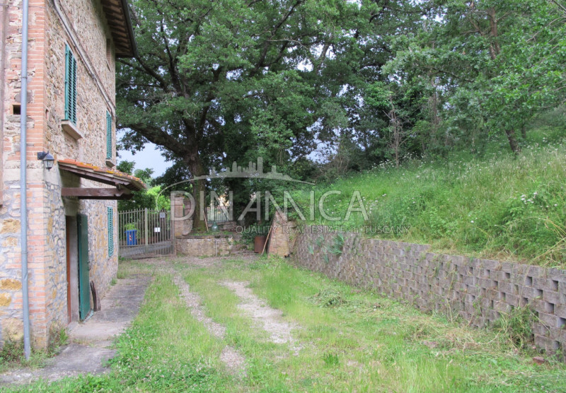 Immagine 20 di Rustico / casale in vendita  a Montaione