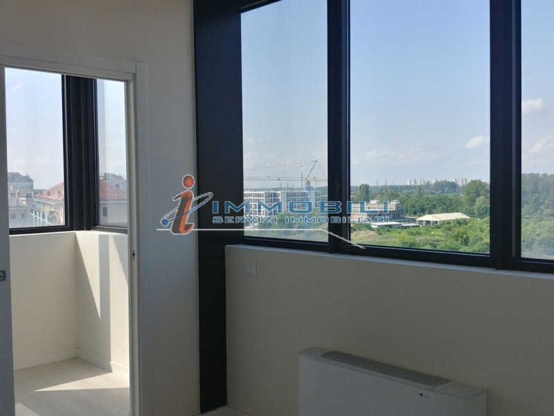 Immagine 9 di Appartamento in vendita  in VIA MUZIO ATTENDOLO SFORZA a Milano