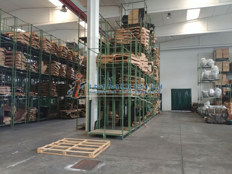 Immagine 7 di Attività commerciale in vendita  in VIA STAFFORA a Opera