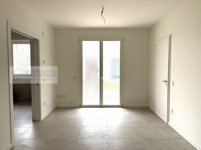 Immagine 9 di Casa bifamiliare in vendita  a Quinto Di Treviso