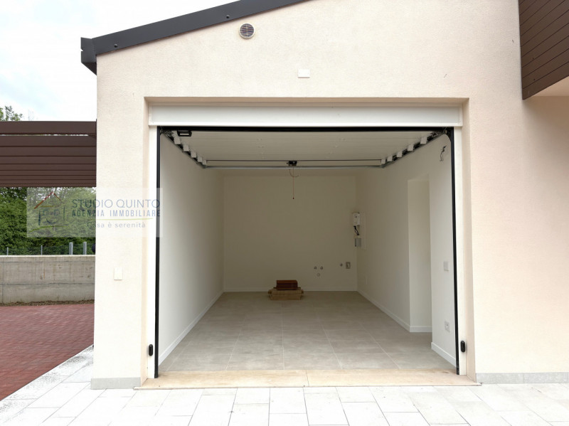Immagine 33 di Casa bifamiliare in vendita  a Quinto Di Treviso
