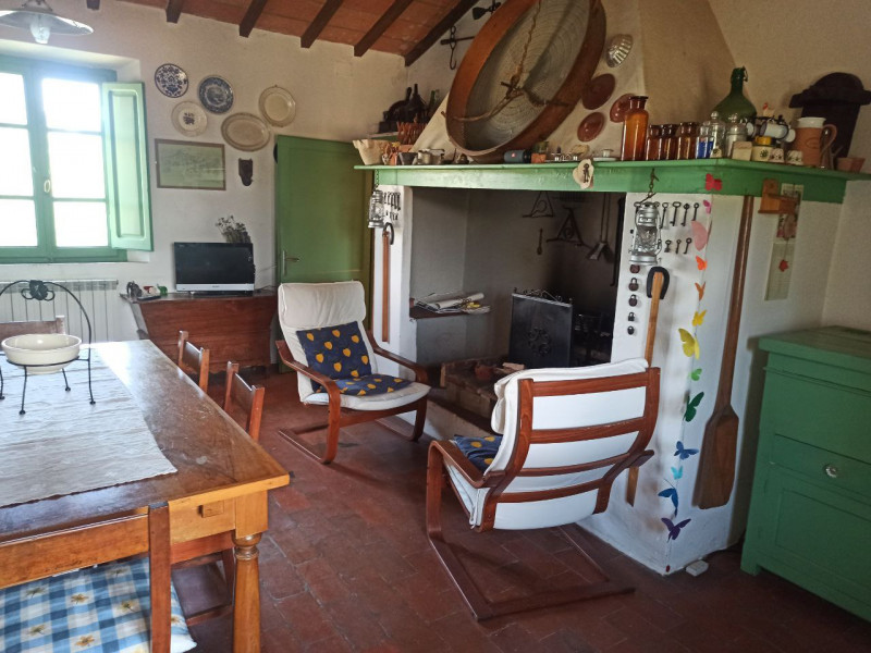 Immagine 4 di Appartamento in vendita  in Piana a Castiglione Del Lago