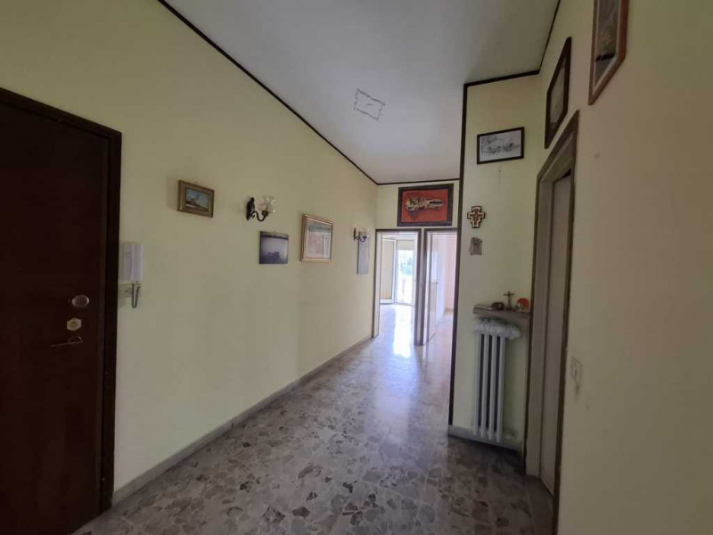 Immagine 8 di Appartamento in vendita  in Via Angelo Messedaglia a Villafranca Di Verona