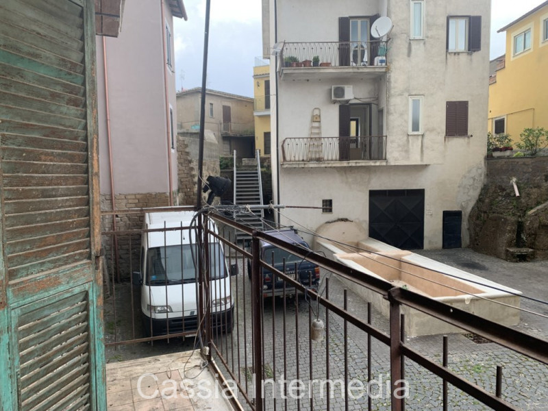 Immagine 5 di Appartamento in vendita  in Via Sant'Elia 17 a Castel Sant'elia
