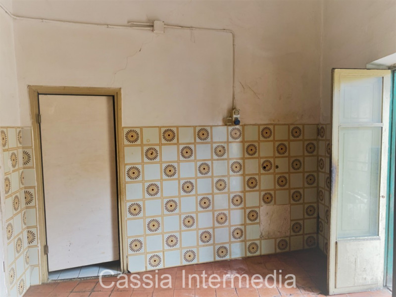 Immagine 12 di Appartamento in vendita  in Via Sant'Elia 17 a Castel Sant'elia