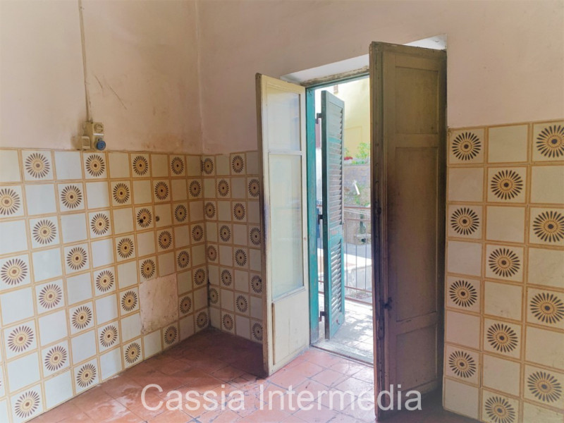 Immagine 13 di Appartamento in vendita  in Via Sant'Elia 17 a Castel Sant'elia