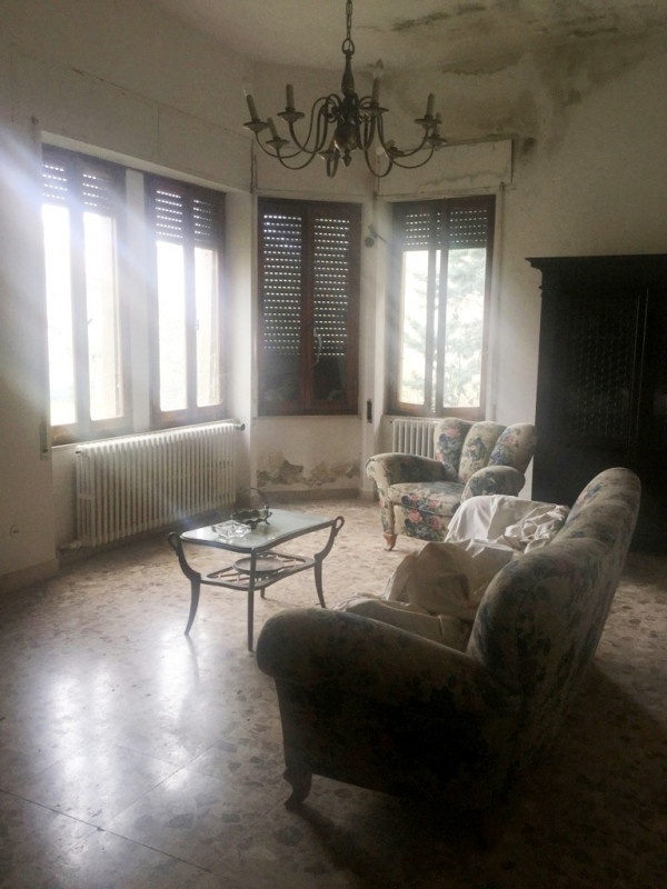 Immagine 4 di Palazzo in vendita  a Ficulle