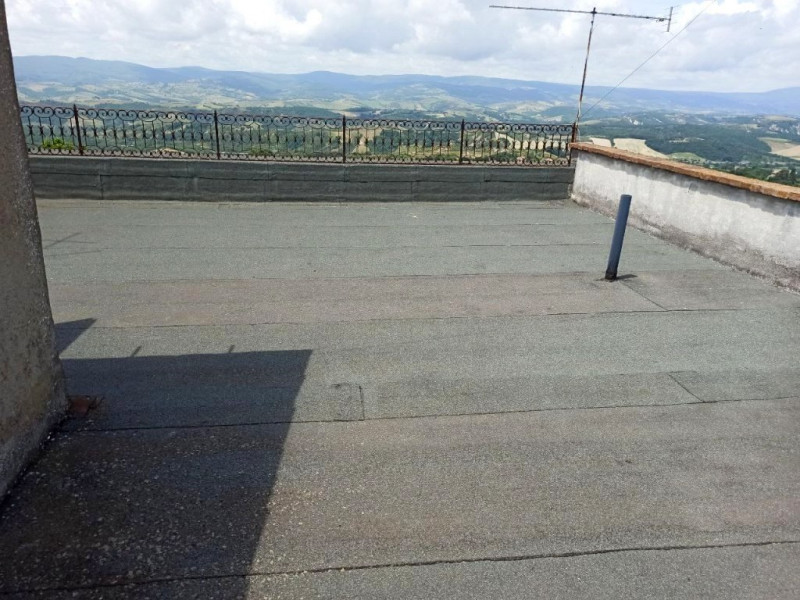 Immagine 12 di Palazzo in vendita  a Ficulle