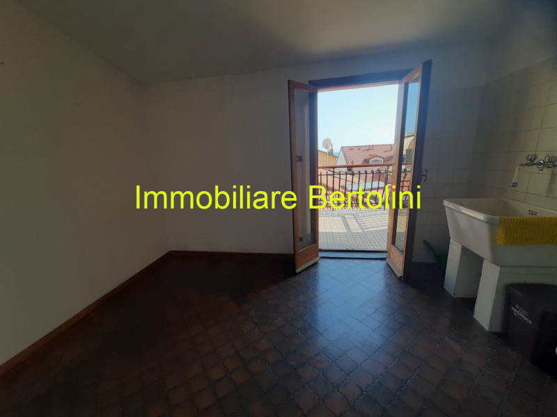 Immagine 15 di Casa indipendente in vendita  in Vittorio Emanuele lato mare a Bordighera