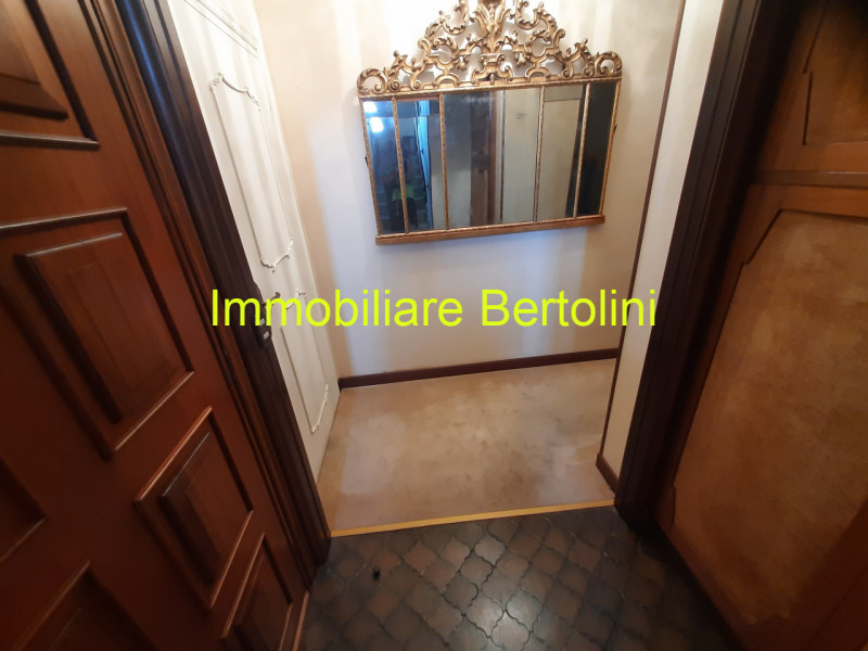 Immagine 18 di Casa indipendente in vendita  in Vittorio Emanuele lato mare a Bordighera