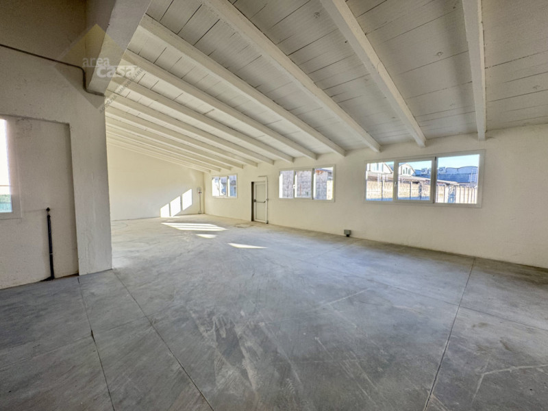 Immagine 17 di Laboratorio in vendita  in Via Carducci 6 a Rossano Veneto