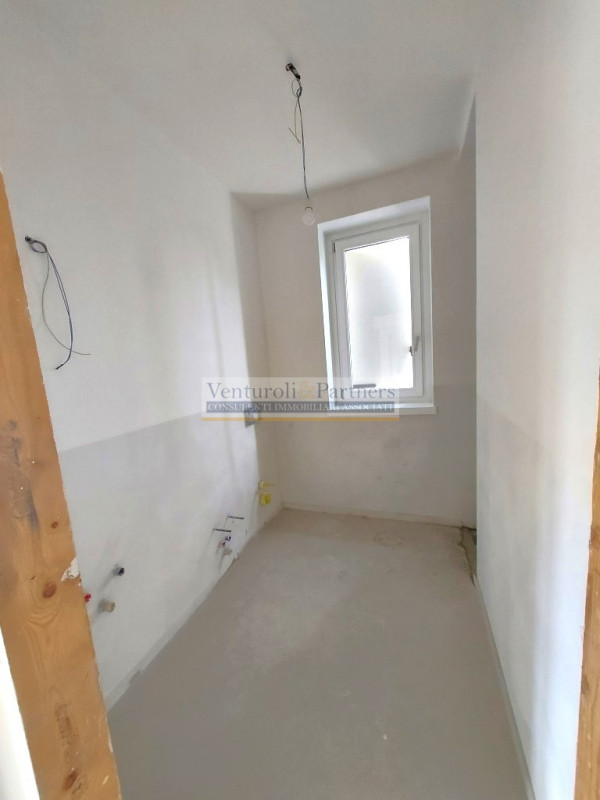 Immagine 9 di Villa in vendita  in la famiglia a Lonato del Garda