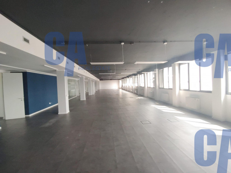Immagine 1 di Ufficio in affitto  in VIA BOVISASCA a Milano