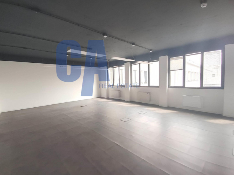 Immagine 9 di Ufficio in affitto  in VIA BOVISASCA a Milano