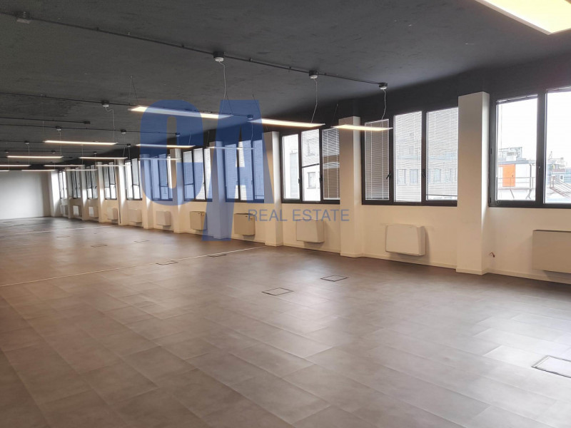Immagine 11 di Ufficio in affitto  in VIA BOVISASCA a Milano