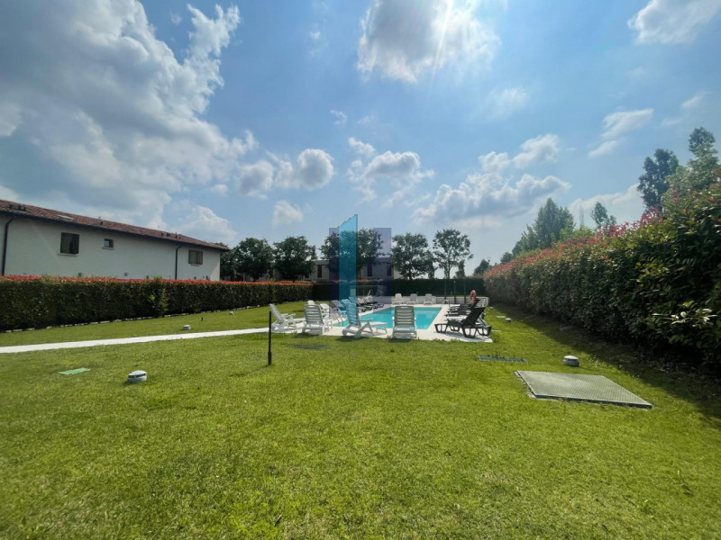 Immagine 22 di Villetta a schiera in vendita  in Via San Benedetto a Brescia