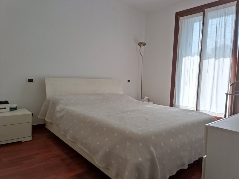 Immagine 15 di Appartamento in vendita  in Via Calbria a Venezia