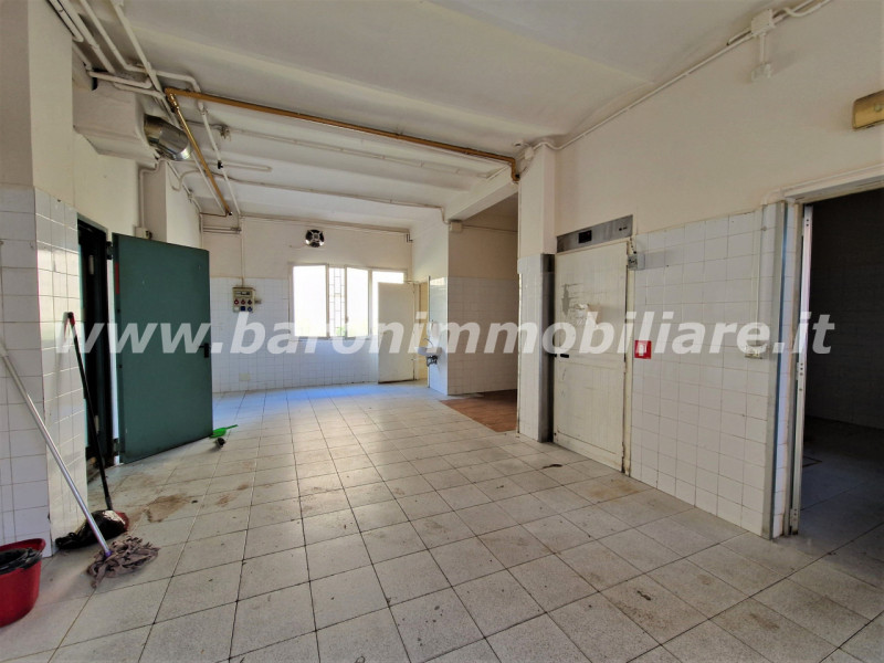 Immagine 8 di Negozio in affitto  in Via Emilia,99 a Anzola Dell'emilia