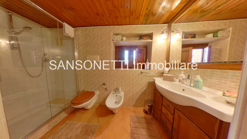 Immagine 22 di Villa in vendita  a Fasano