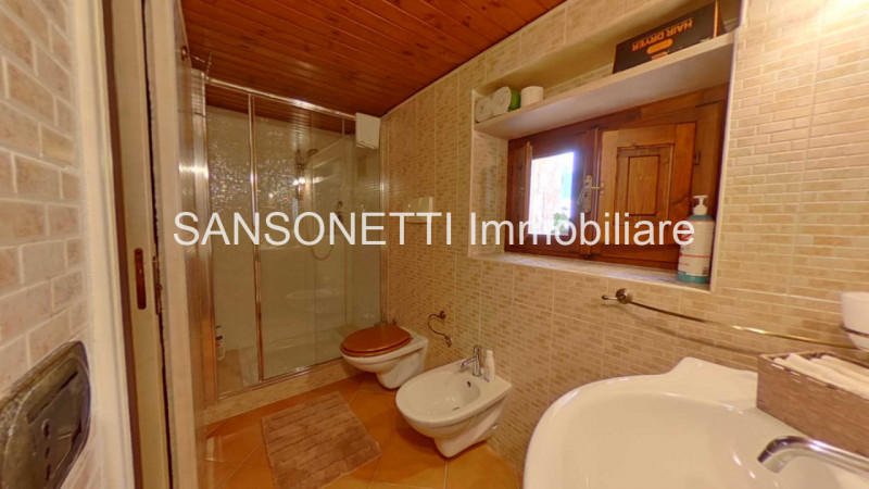 Immagine 23 di Villa in vendita  a Fasano