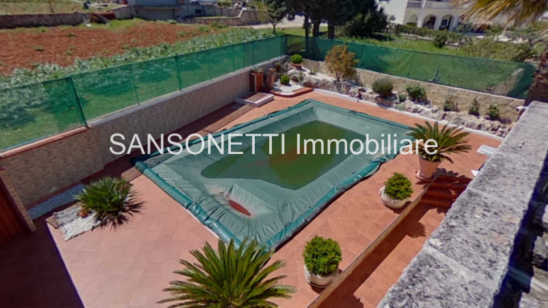 Immagine 36 di Villa in vendita  a Fasano