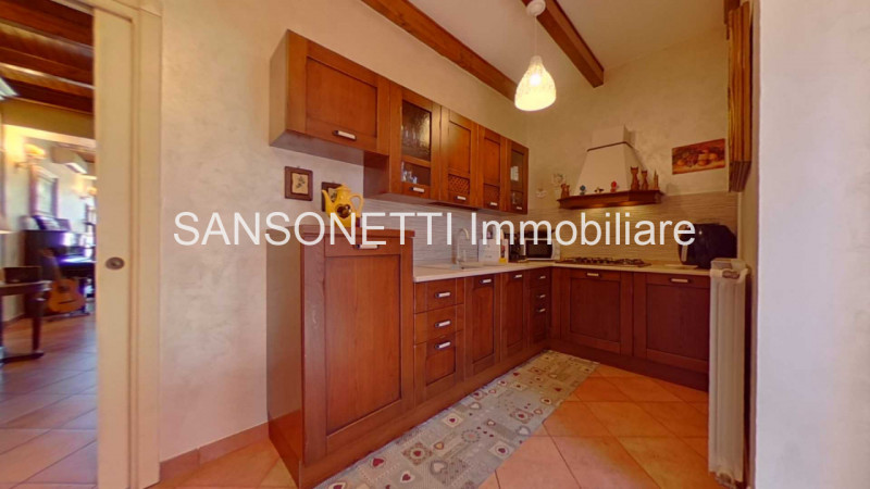 Immagine 50 di Villa in vendita  a Fasano