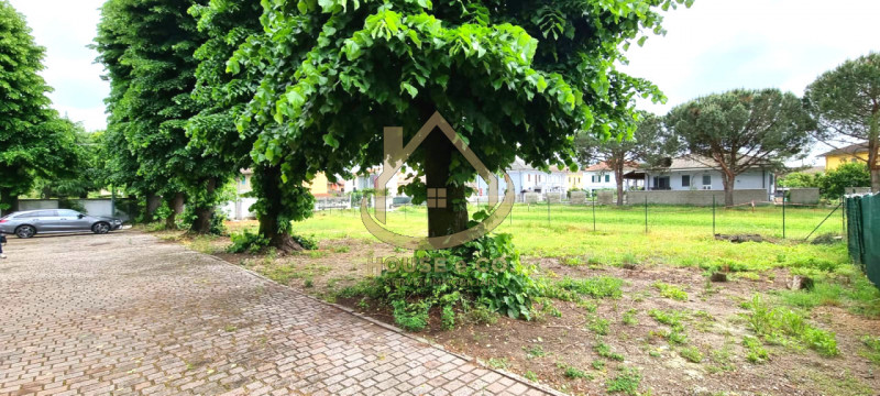 Immagine 42 di Villa in vendita  in GRAVELLONA LOMELLINA a Gravellona Lomellina