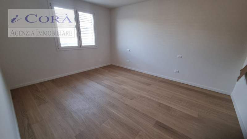 Immagine 3 di Casa trifamiliare in vendita  a Rovolon