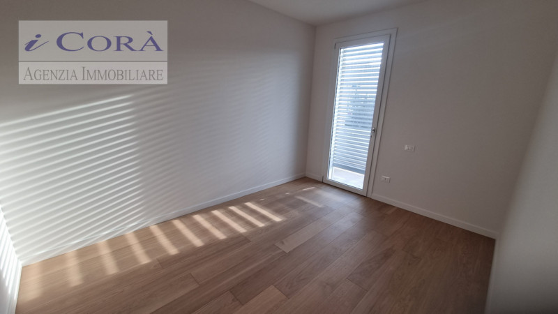 Immagine 12 di Casa trifamiliare in vendita  a Rovolon