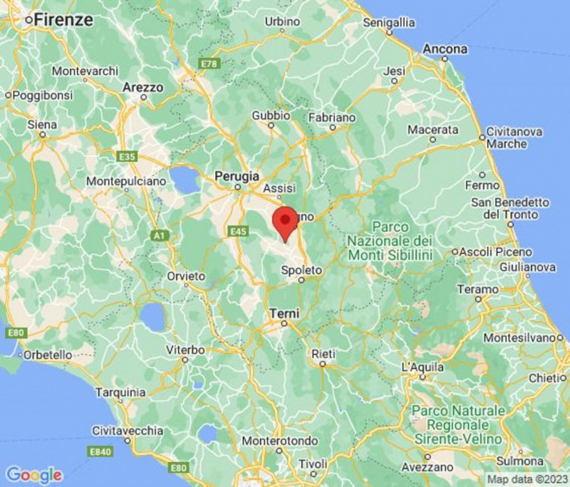 Immagine 13 di Terreno in vendita  in Via Edmondo De amicis - SP 445, N. snc a Montefalco