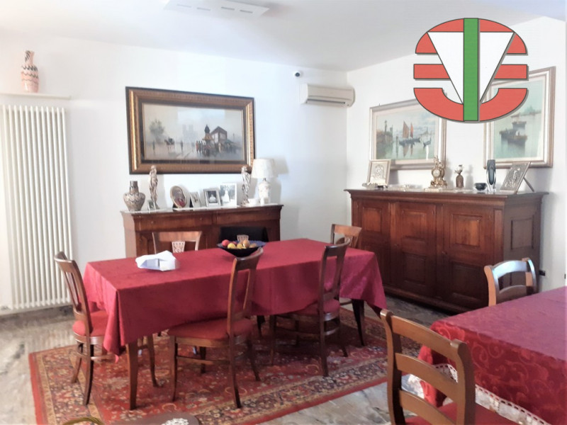 Immagine 3 di Villa in vendita  in Spinea a Spinea