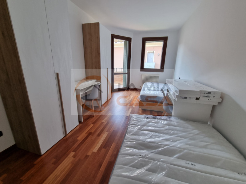 Immagine 5 di Camera in affitto  in Via Romea n. 65/I Legnaro (PD) a Legnaro
