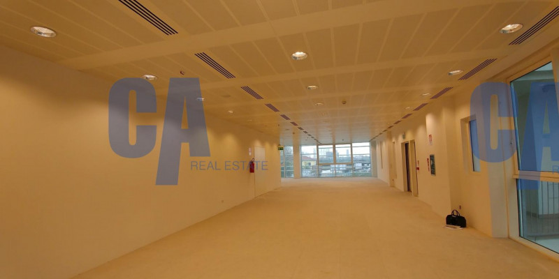 Immagine 4 di Ufficio in affitto  in VIA FRACCAROLI ARNALDO a Milano