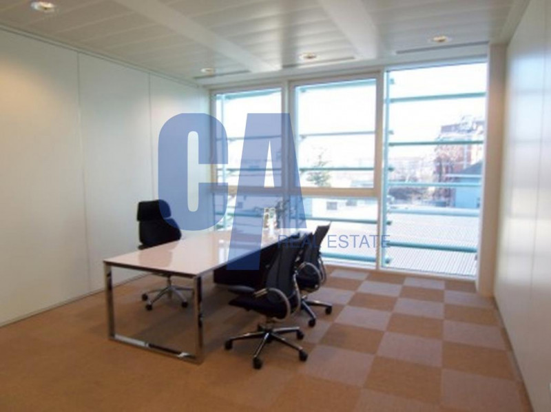 Immagine 12 di Ufficio in affitto  in VIA FRACCAROLI ARNALDO a Milano